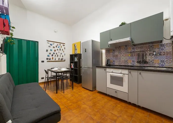 Guesthost - Cimiano Cozy Apartment